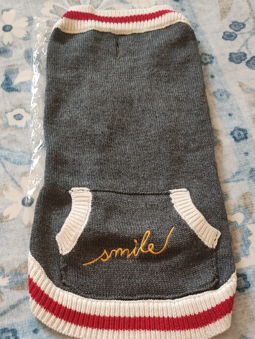 DOG/CAT SWEATER 😊 